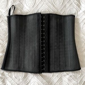 Waist Trainer/ Hourglass Body Shaper Sz M